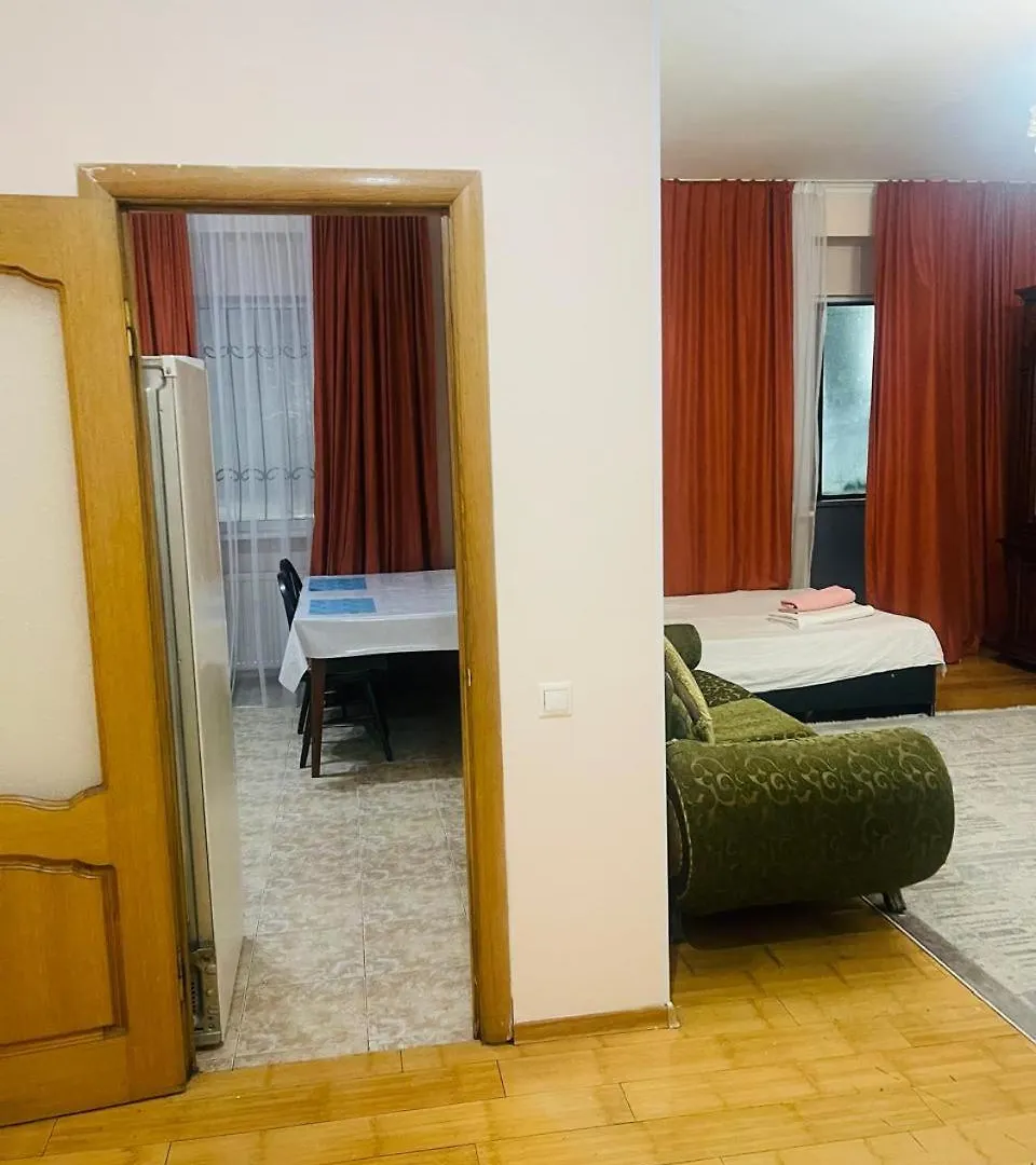 אלמטי Квартира В Жк Жастар 131